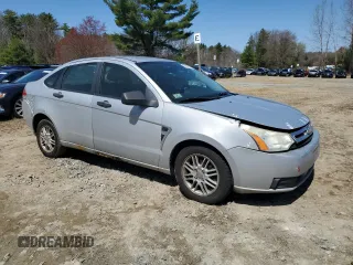 2008 Ford Focus SE with VIN 1FAHP35N38W239464, listed as a Copart auction lot 54005565 with 161,203 mi miles and Clean Title. Bid and sale history available at carsss.com. Image 4.