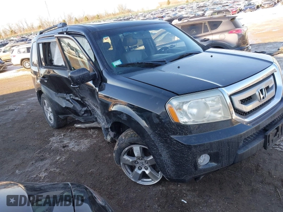 2009 Honda Pilot EX-L with VIN 5FNYF48649B026889, listed as a IAAI auction lot 41643289 with 121,511 mi miles and . Bid and sale history available at carsss.com. Image 1.