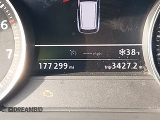 2013 Volkswagen Touareg Exec с VIN WVGEF9BP0DD006992, выставлен на аукционе IAAI как лот 41800140 с пробегом 177 299 миль миль и . История ставок и продаж доступна на DreamBid. Изображение 15.