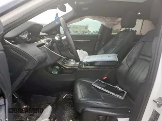 2020 Land Rover Range Rover Evoque R-Dynamic HSE with VIN SALZM2GX8LH069561, listed as a Copart auction lot 60296545 with 15,044 mi miles and Salvage title. Bid and sale history available at DreamBid. Image 7.