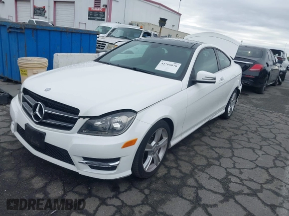 2015 Mercedes-Benz C-Class C 250 with VIN WDDGJ4HB0FG434661, listed as a IAAI auction lot 41766076 with 92,985 mi miles. Bid and sale history available at carsss.com. Image 2.