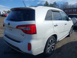 2014 Kia Sorento SX Limited with VIN 5XYKWDA76EG441420, listed as a IAAI auction lot 41876721 with 173,021 mi miles. Bid and sale history available at carsss.com. Image 4.