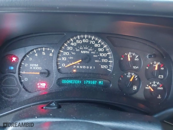 2006 GMC Sierra 1500 SLE1 with VIN 1GTEK19B86Z212806, listed as a IAAI auction lot 41324377 with 179,187 mi miles. Bid and sale history available at carsss.com. Image 7.