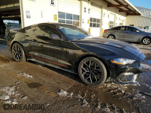 2022 Ford Mustang Mach 1 z VIN 1FA6P8R09N5552393, wystawiony jako Copart lot #45289105 z przebiegiem 5 053 mil mil oraz Szkoda całkowita • Salvage title. Historia ofert i sprzedaży dostępna na DreamBid. Obrazek 4.