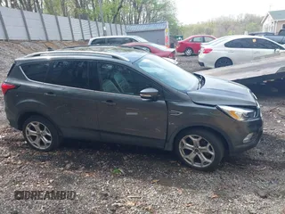 2019 Ford Escape Titanium с VIN 1FMCU9J99KUA43102, выставлен на аукционе IAAI как лот 42146907 с пробегом 91 724 миль миль и . История ставок и продаж доступна на DreamBid. Изображение 14.