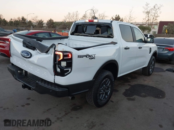 2024 Ford Ranger XLT with VIN 1FTER4HH5RLE62921, listed as a IAAI auction lot 41291255 with 180 mi miles. Bid and sale history available at carsss.com. Image 4.