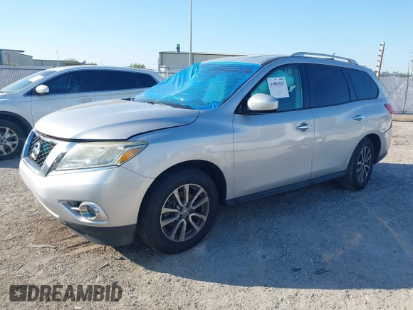 2016 Nissan Pathfinder SV with VIN 5N1AR2MN7GC603270, listed as a IAAI auction lot 41882025 with 134,990 mi miles. Bid and sale history available at carsss.com. Image 17.