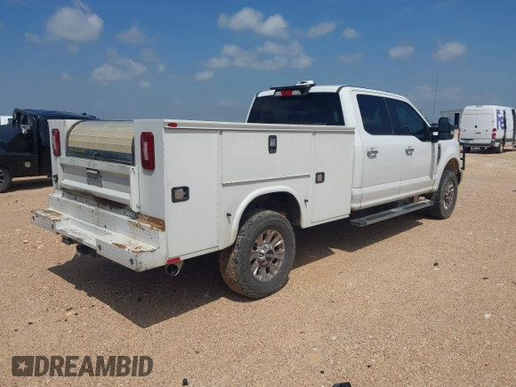 2019 Ford F-250 XL z VIN 1FT7W2B62KED67403, wystawiony jako IAAI lot #42610879 z przebiegiem 230 857 mil mil oraz . Historia ofert i sprzedaży dostępna na DreamBid. Obrazek 4.