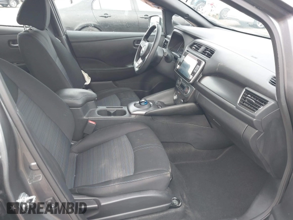 2023 Nissan LEAF S z VIN 1N4AZ1BV3PC556584, wystawiony jako IAAI lot #41515949 z przebiegiem 27 338 mil mil oraz . Historia ofert i sprzedaży dostępna na DreamBid. Obrazek 5.