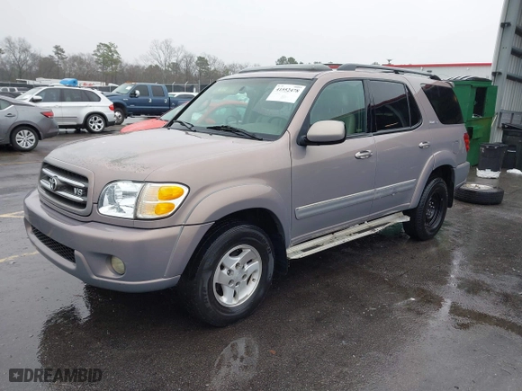 2002 Toyota Sequoia Limited with VIN 5TDZT38A52S117036, listed as a IAAI auction lot 41552478 with 275,583 mi miles. Bid and sale history available at carsss.com. Image 2.