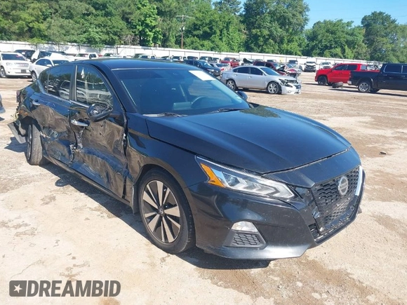 2021 Nissan Altima 2.5 SV with VIN 1N4BL4DV7MN302641, listed as a IAAI auction lot 39405249 with 98,184 mi miles. Bid and sale history available at carsss.com. Image 1.