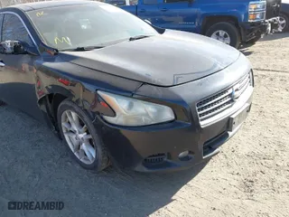 2011 Nissan Maxima 3.5 SV w/Premium Pkg with VIN 1N4AA5AP5BC840454, listed as a IAAI auction lot 41611411 with 268,147 mi miles. Bid and sale history available at carsss.com. Image 6.