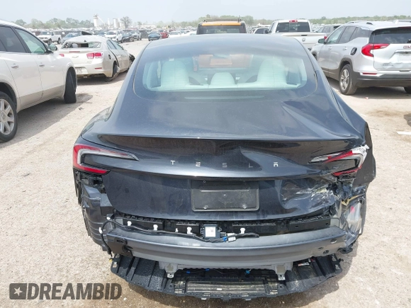 2024 Tesla Model 3 z VIN 5YJ3E1EA5RF870377, wystawiony jako IAAI lot #41933727 z przebiegiem 2 183 mil mil oraz . Historia ofert i sprzedaży dostępna na DreamBid. Obrazek 16.