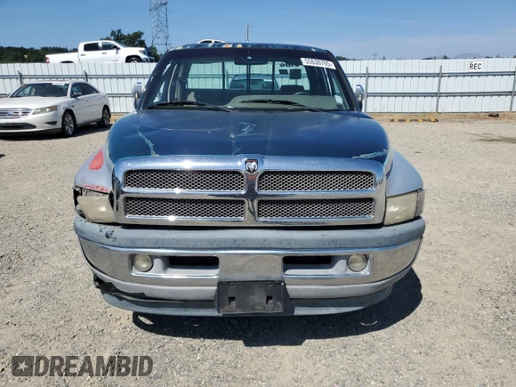 1996 Dodge 1500 z VIN 1B7HC13Y1TJ188317, wystawiony jako Copart lot #55630765 z przebiegiem 279 551 mil mil oraz Szkoda całkowita • Salvage title. Historia ofert i sprzedaży dostępna na DreamBid. Obrazek 5.