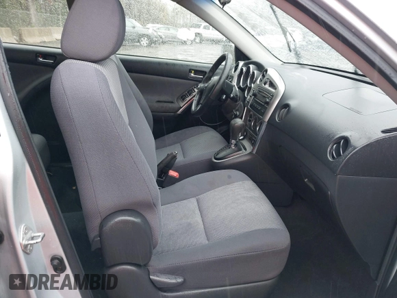 2006 Toyota Matrix STD with VIN 2T1KR32E86C603138, listed as a IAAI auction lot 42012140 with 251,493 mi miles and . Bid and sale history available at carsss.com. Image 5.