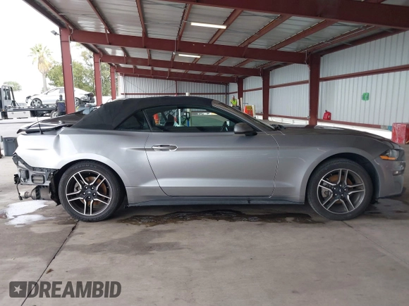 2021 Ford Mustang EcoBoost with VIN 1FATP8UH5M5122584, listed as a IAAI auction lot 40392031 with 71,732 mi miles. Bid and sale history available at carsss.com. Image 14.