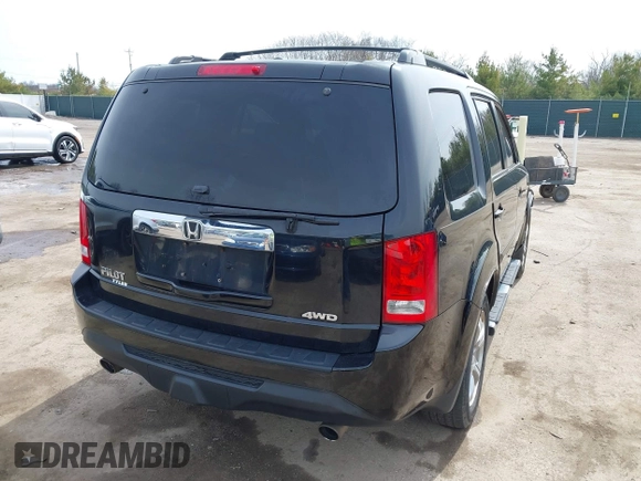 2014 Honda Pilot EX-L with VIN 5FNYF4H57EB009635, listed as a IAAI auction lot 41915219 with 272,017 mi miles. Bid and sale history available at carsss.com. Image 4.