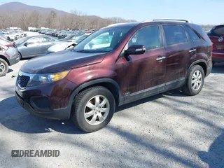 2012 Kia Sorento LX with VIN 5XYKTDA22CG286925, listed as a IAAI auction lot 41766103 with 163,522 mi miles. Bid and sale history available at carsss.com. Image 2.