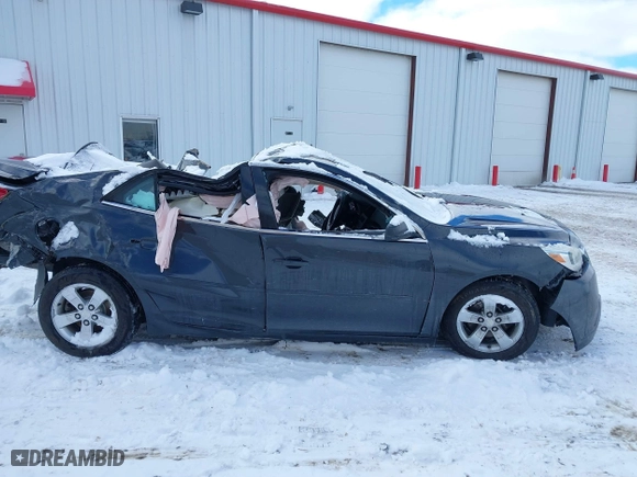 2014 Chevrolet Malibu LS with VIN 1G11B5SL6EF122975, listed as a IAAI auction lot 41645990 with 1 mi miles. Bid and sale history available at carsss.com. Image 13.