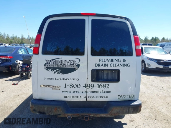 2016 Chevrolet Express Cargo Van with VIN 1GCWGAFF1G1126072, listed as a IAAI auction lot 42166064 with 245,517 mi miles. Bid and sale history available at carsss.com. Image 16.