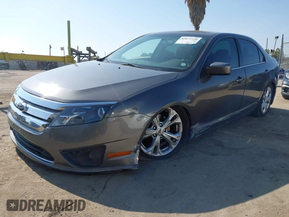 2012 Ford Fusion SE z VIN 3FAHP0HG9CR397752, wystawiony jako IAAI lot #42472550 z przebiegiem 120 135 mil mil oraz . Historia ofert i sprzedaży dostępna na DreamBid. Obrazek 2.