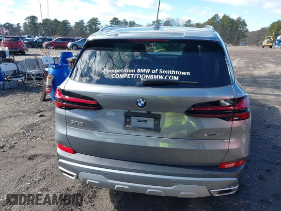 2025 BMW X5 xDrive40i with VIN 5UX23EU09S9W38011, listed as a IAAI auction lot 41600926 with 9 mi miles. Bid and sale history available at carsss.com. Image 16.