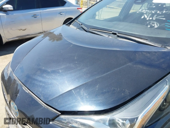 2020 Toyota Prius L Eco z VIN JTDKARFU1L3117772, wystawiony jako IAAI lot #40077005 z przebiegiem 71 892 mil mil oraz . Historia ofert i sprzedaży dostępna na DreamBid. Obrazek 10.