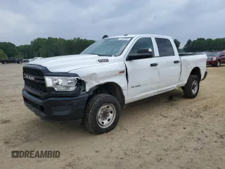 2020 Ram 2500 Tradesman z VIN 3C6UR5CJ1LG112161, wystawiony jako Copart lot #57240955 z przebiegiem 206 115 mil mil oraz Szkoda całkowita • Salvage title. Historia ofert i sprzedaży dostępna na DreamBid. Obrazek 1.