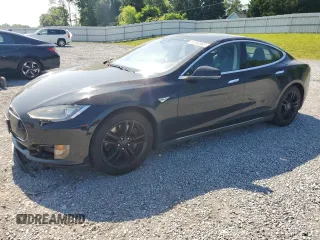 2016 Tesla Model S 70 with VIN 5YJSA1E17GF123934, listed as a Copart auction lot 55202865 with 132,027 mi miles and Salvage title. Bid and sale history available at DreamBid. Image 1.