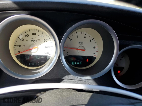 2005 Dodge Magnum RT z VIN 2D4GV58275H654499, wystawiony jako Copart lot #49822415 z przebiegiem 119 712 mil mil oraz Szkoda całkowita • Salvage title. Historia ofert i sprzedaży dostępna na DreamBid. Obrazek 9.