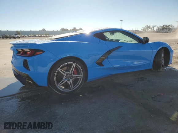 2022 Chevrolet Corvette 3LT z VIN 1G1YC2D42N5111848, wystawiony jako Copart lot #82081144 z przebiegiem 4 874 mil mil oraz Szkoda całkowita • Salvage title. Historia ofert i sprzedaży dostępna na DreamBid. Obrazek 3.