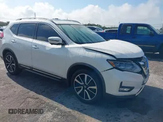 2017 Nissan Rogue SL z VIN JN8AT2MT1HW149350, wystawiony jako IAAI lot #41934694 z przebiegiem 12 500 mil mil oraz . Historia ofert i sprzedaży dostępna na DreamBid. Obrazek 1.
