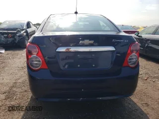 2015 Chevrolet Sonic LT z VIN 1G1JC5SH0F4130656, wystawiony jako Copart lot #61815835 z przebiegiem 262 854 mil mil oraz Czysty tytuł • Clean title. Historia ofert i sprzedaży dostępna na DreamBid. Obrazek 6.