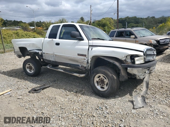 2001 Dodge Ram 2500 with VIN 1B7KF23771J220856, listed as a Copart auction lot 71387594 with 316,547 mi miles and Salvage Title. Bid and sale history available at carsss.com. Image 4.
