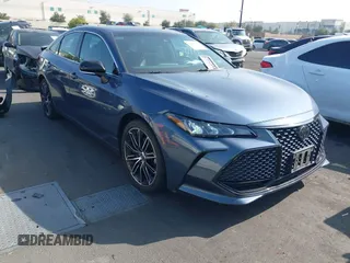 2019 Toyota Avalon XLE z VIN 4T1BZ1FB5KU030812, wystawiony jako IAAI lot #41498998 z przebiegiem 31 986 mil mil oraz . Historia ofert i sprzedaży dostępna na DreamBid. Obrazek 14.
