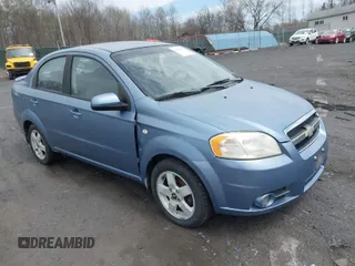2007 Chevrolet Aveo LT z VIN KL1TG56627B046162, wystawiony jako IAAI lot #42065922 z przebiegiem 116 359 mil mil oraz . Historia ofert i sprzedaży dostępna na DreamBid. Obrazek 1.