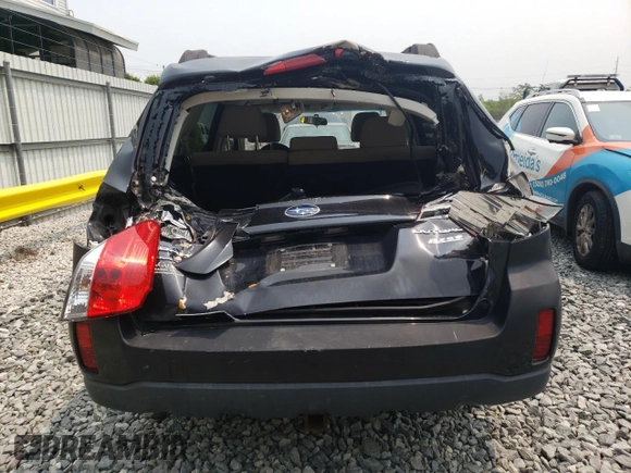 2013 Subaru Outback Premium z VIN 4S4BRBCC1D3226550, wystawiony jako Copart lot #59350175 z przebiegiem 123 647 mil mil oraz Czysty tytuł • Clean title. Historia ofert i sprzedaży dostępna na DreamBid. Obrazek 6.