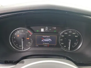 2021 Cadillac XT5 FWD Premium Luxury with VIN 1GYKNCRS0MZ198199, listed as a Copart auction lot 83595494 with 27,923 mi miles and Salvage Title. Bid and sale history available at carsss.com. Image 9.