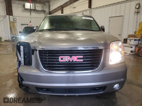2007 GMC Yukon SLE with VIN 1GKFK13077J126788, listed as a Copart auction lot 43276125 with 194,892 mi miles and Clean Title. Bid and sale history available at carsss.com. Image 5.