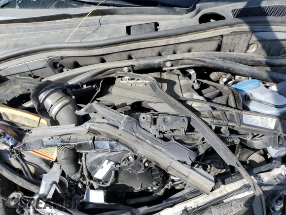 2015 Audi Q5 Premium Plus with VIN WA1LFAFPXFA033588, listed as a Copart auction lot 57030365 with 88,457 mi miles and Salvage title. Bid and sale history available at DreamBid. Image 12.