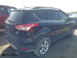 2014 Ford Escape SE with VIN 1FMCU9GX2EUE19004, listed as a IAAI auction lot 41737486 with 1 mi miles. Bid and sale history available at carsss.com. Image 4.
