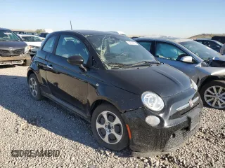2016 FIAT 500e with VIN 3C3CFFGE3GT136155, listed as a Copart auction lot 63706515 with 39,581 mi miles and Salvage title. Bid and sale history available at DreamBid. Image 4.