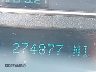 2002 GMC Envoy SLT z VIN 1GKDT13S522146661, wystawiony jako IAAI lot #40502587 z przebiegiem 274 877 mil mil oraz . Historia ofert i sprzedaży dostępna na DreamBid. Obrazek 16.