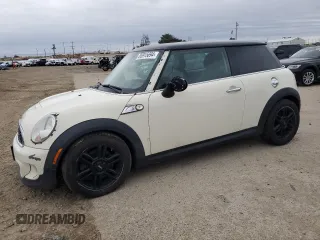 2012 MINI Hardtop S with VIN WMWSV3C54CTY18866, listed as a Copart auction lot 85915694 with 120,656 mi miles and Salvage Title. Bid and sale history available at DreamBid. Image 1.
