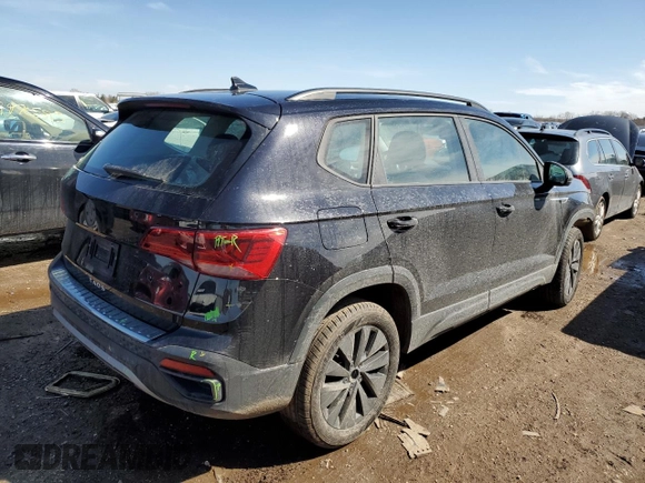 2023 Volkswagen Taos S z VIN 3VVCX7B24PM373552, wystawiony jako Copart lot #49386635 z przebiegiem 10 606 mil mil oraz Szkoda całkowita • Salvage title. Historia ofert i sprzedaży dostępna na DreamBid. Obrazek 3.