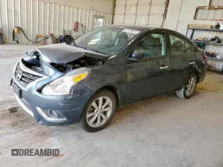 2015 Nissan Versa SV z VIN 3N1CN7APXFL861638, wystawiony jako Copart lot #57079015 z przebiegiem 106 775 mil mil oraz Szkoda całkowita • Salvage title. Historia ofert i sprzedaży dostępna na DreamBid. Obrazek 1.