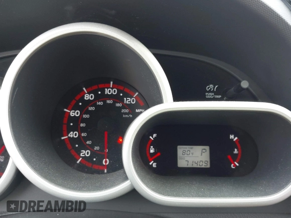 2009 Toyota Matrix with VIN 2T1KU40E19C126046, listed as a IAAI auction lot 42123631 with 71,409 mi miles and . Bid and sale history available at carsss.com. Image 7.