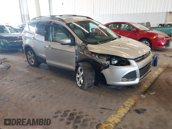 2013 Ford Escape SE z VIN 1FMCU9GX8DUD56926, wystawiony jako IAAI lot #41871248 z przebiegiem 36 807 mil mil oraz . Historia ofert i sprzedaży dostępna na DreamBid. Obrazek 1.