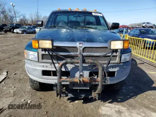 1997 Dodge 2500 with VIN 1B7KF26Z5VJ523640, listed as a Copart auction lot 44957715 with 255,503 mi miles and Clean Title. Bid and sale history available at DreamBid. Image 5.