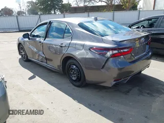 2022 Toyota Camry SE with VIN 4T1G11AK1NU499064, listed as a IAAI auction lot 41734310 with 87,159 mi miles and . Bid and sale history available at DreamBid. Image 3.